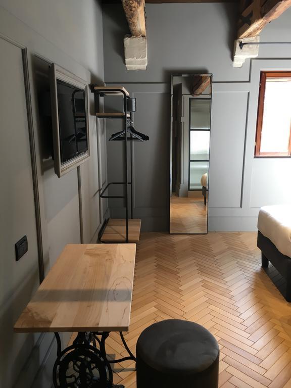 Hotel 5 Colonne Мірано Екстер'єр фото