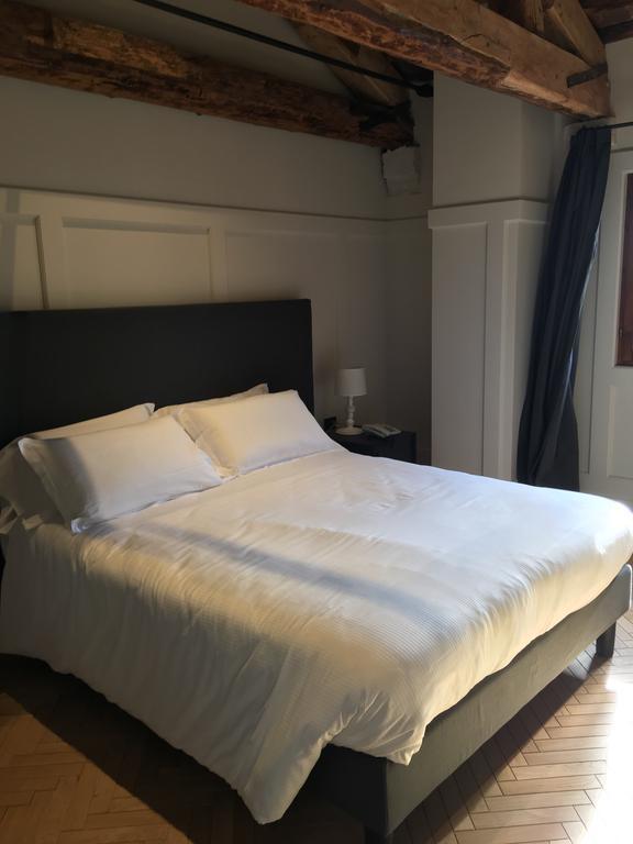 Hotel 5 Colonne Мірано Екстер'єр фото